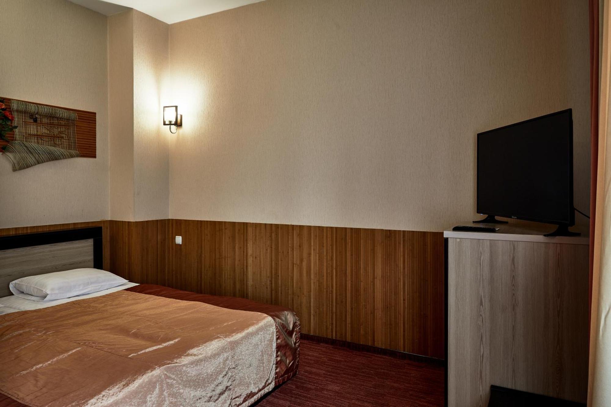 Reikartz Park Hotel Iwano-Frankiwsk Zimmer foto